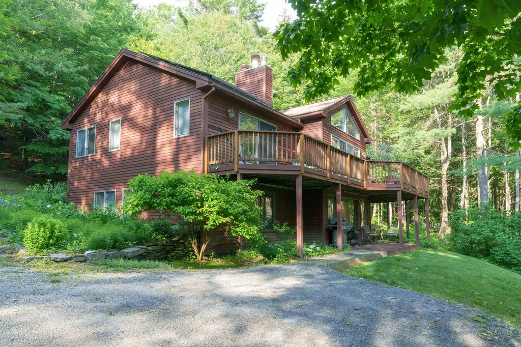 25 Windham Hill Hartford VT 05059