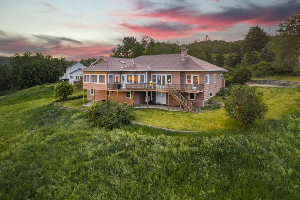 31 Eagle Ridge Drive Lebanon NH 03766