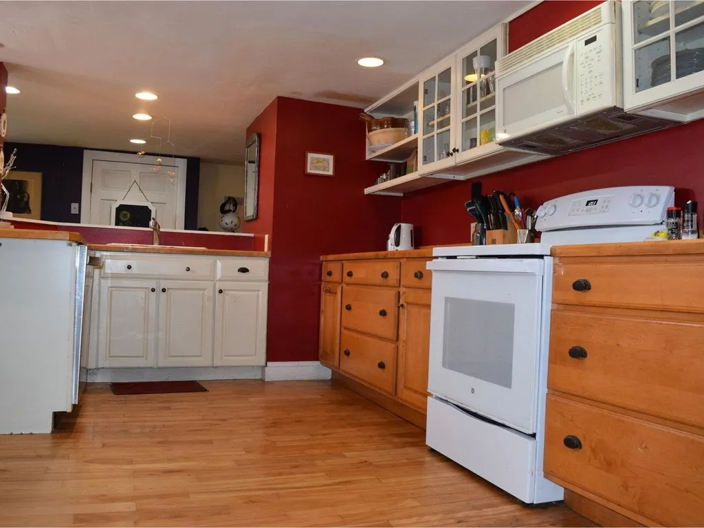 84 Bixby Hill Road Essex VT 05452