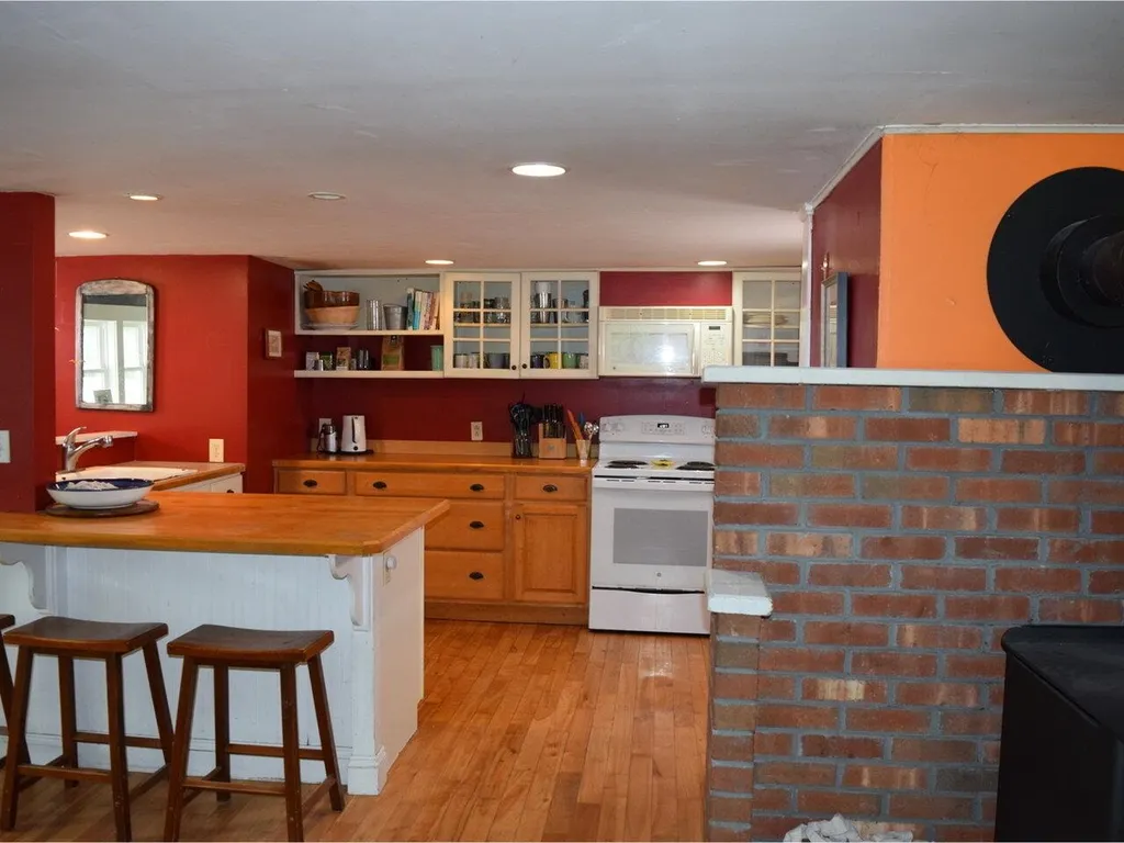 84 Bixby Hill Road Essex VT 05452
