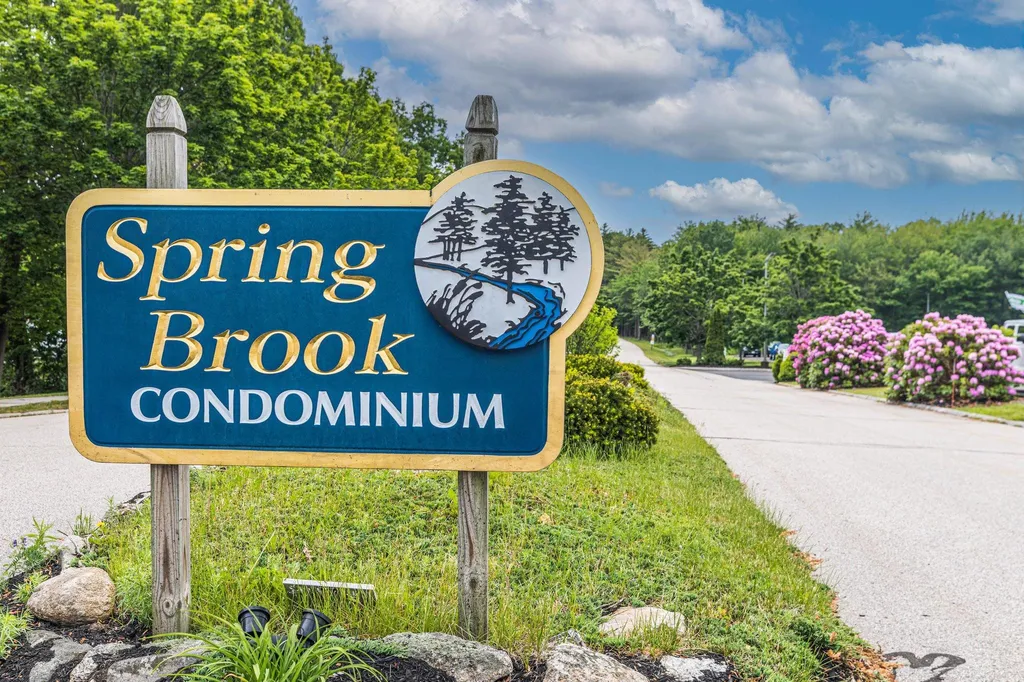 406 Springbrook Circle Portsmouth NH 03801