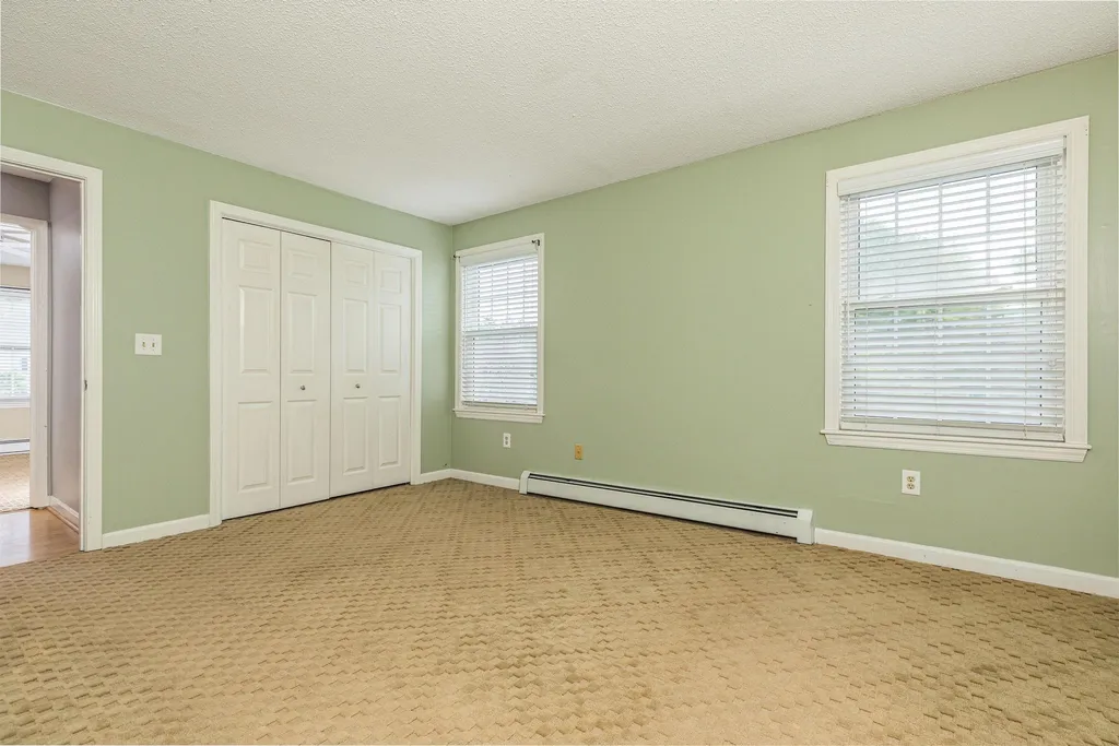 406 Springbrook Circle Portsmouth NH 03801