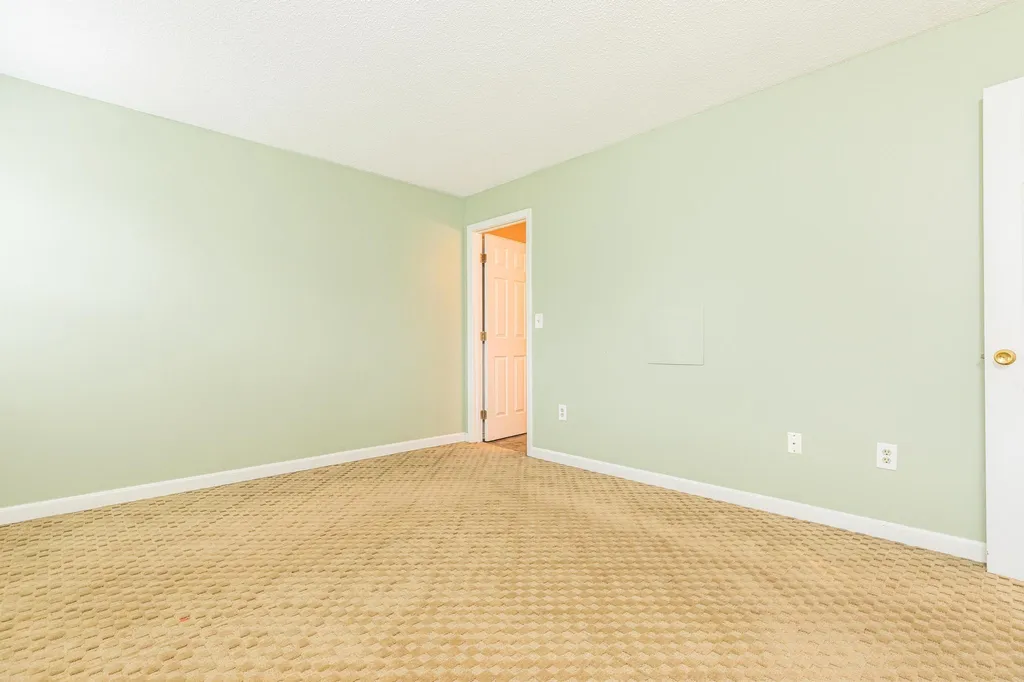 406 Springbrook Circle Portsmouth NH 03801