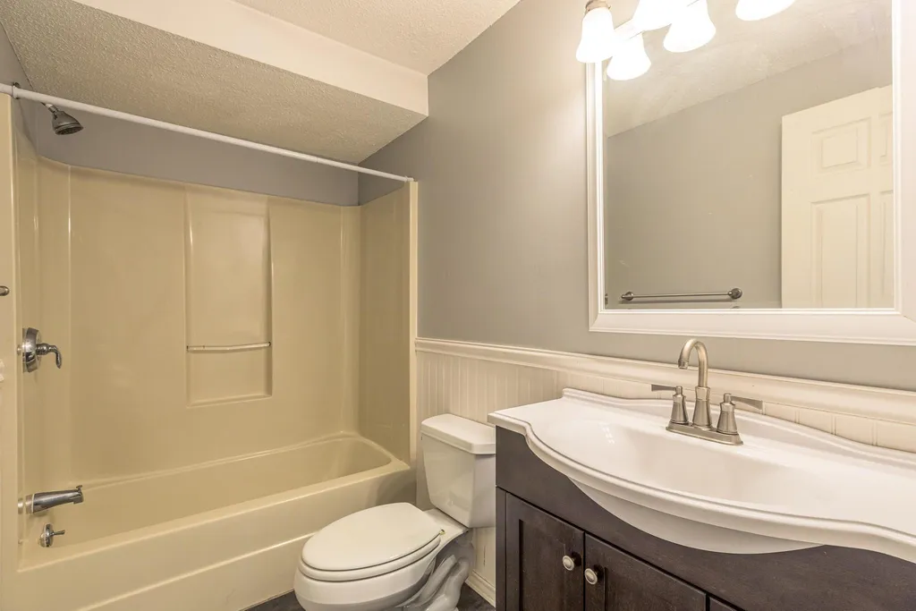 406 Springbrook Circle Portsmouth NH 03801
