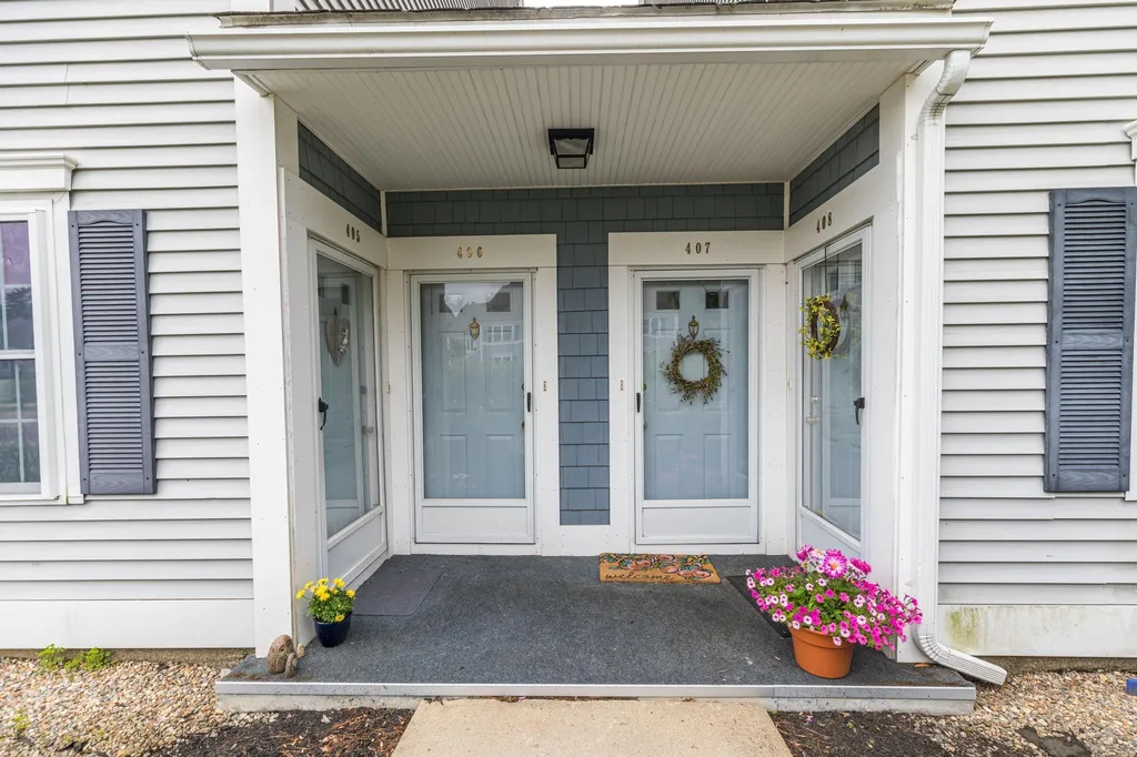 406 Springbrook Circle Portsmouth NH 03801