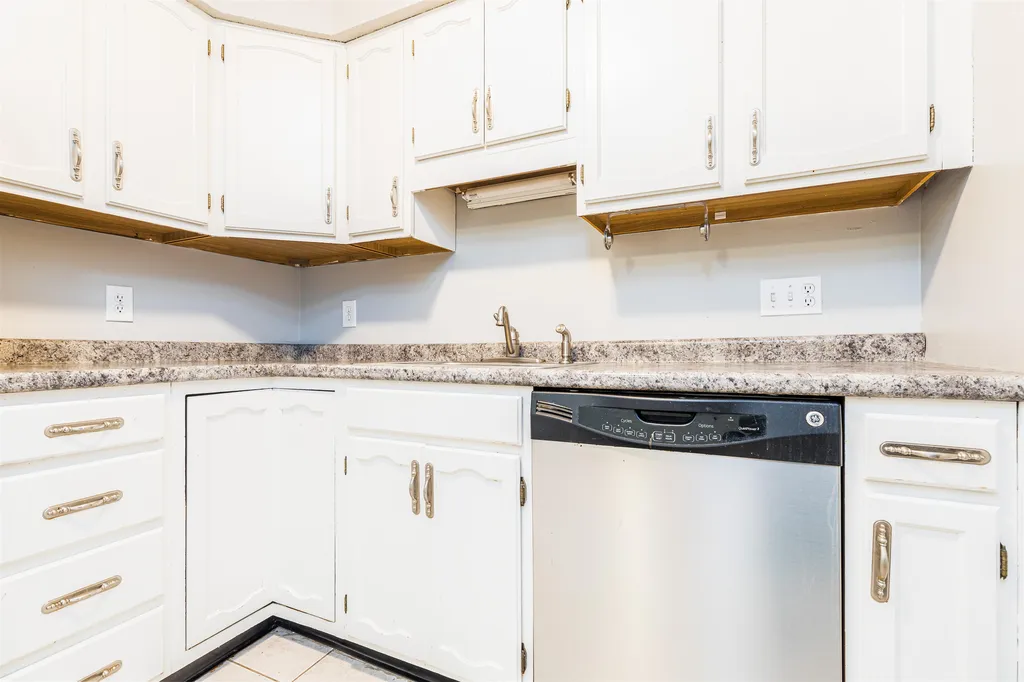 406 Springbrook Circle Portsmouth NH 03801