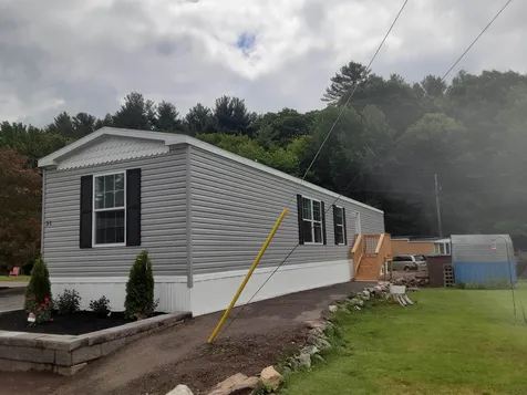 31 Mobile Drive Hudson NH 03051