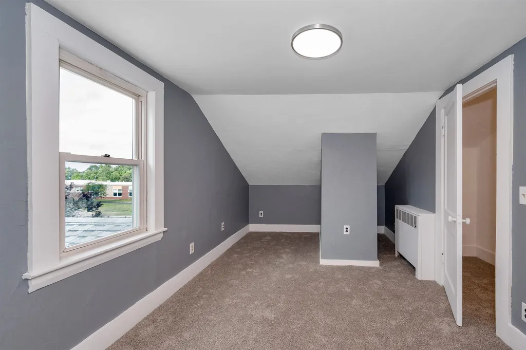 171 S Policy Street Salem NH 03079