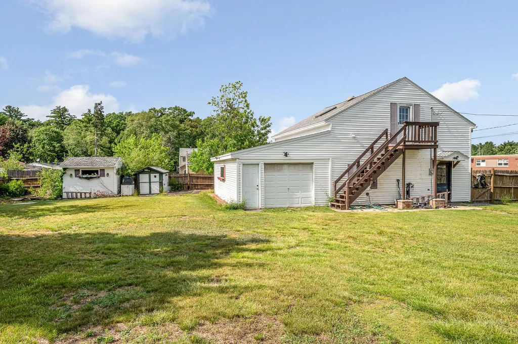 171 S Policy Street Salem NH 03079