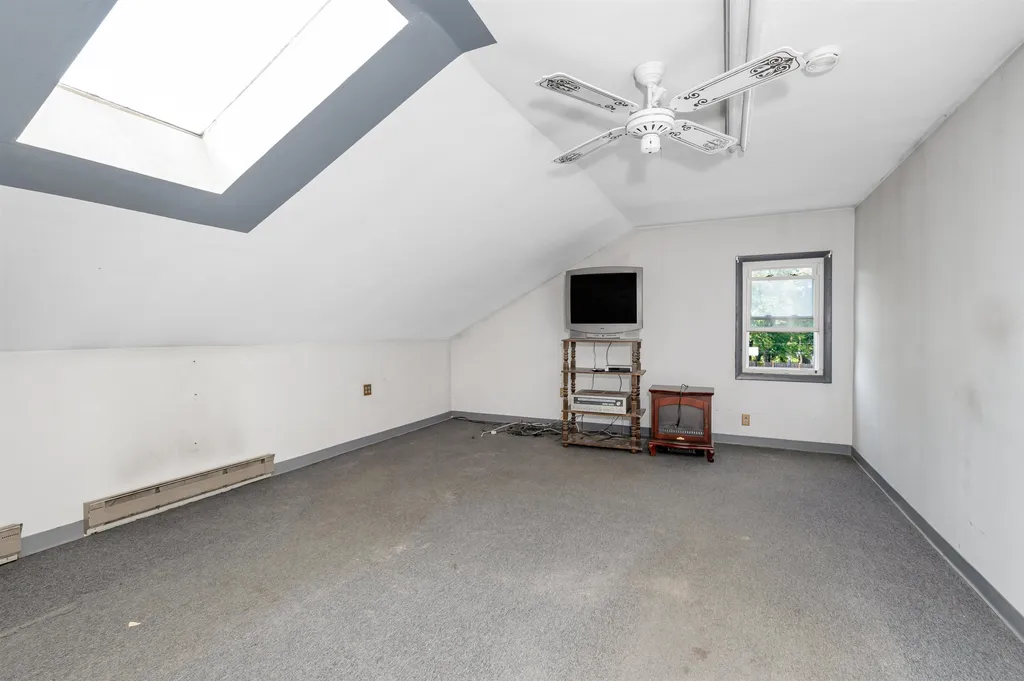 171 S Policy Street Salem NH 03079