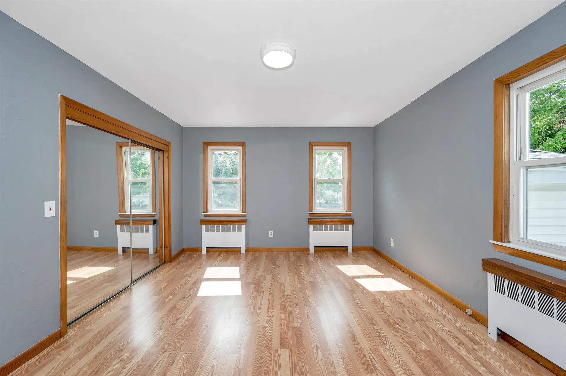 171 S Policy Street Salem NH 03079