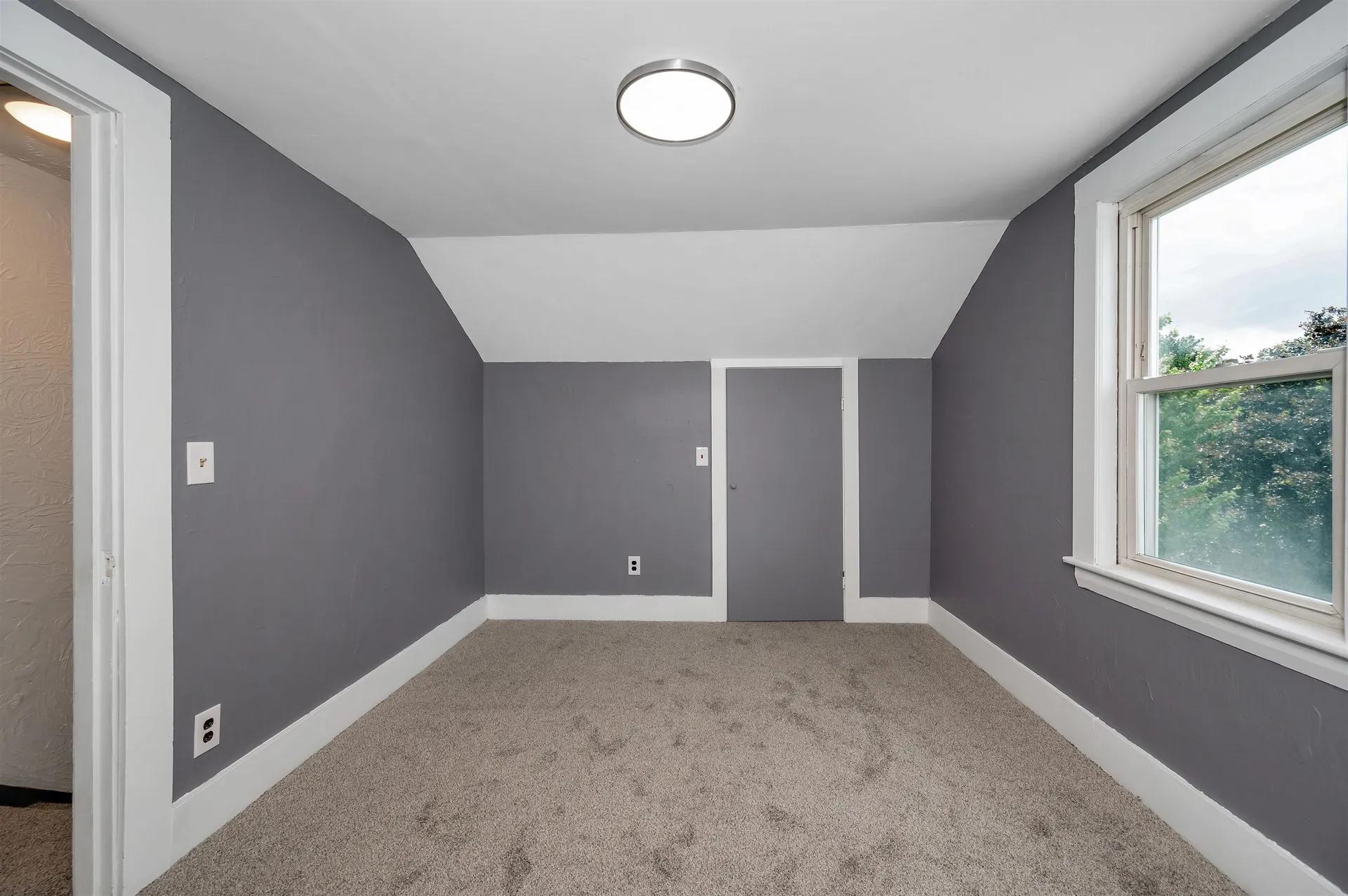 171 S Policy Street Salem NH 03079
