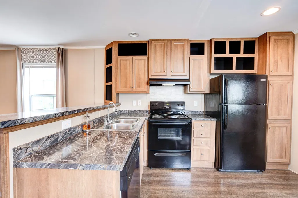 4 Pinto Lane Londonderry NH 03053