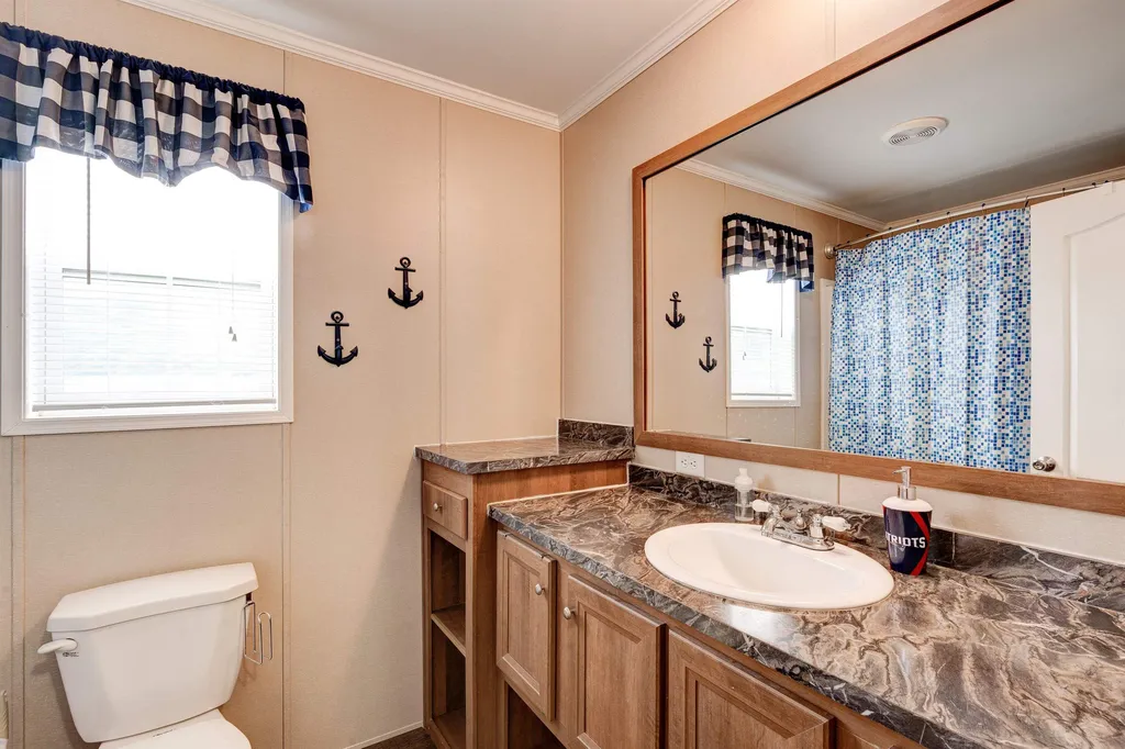 4 Pinto Lane Londonderry NH 03053