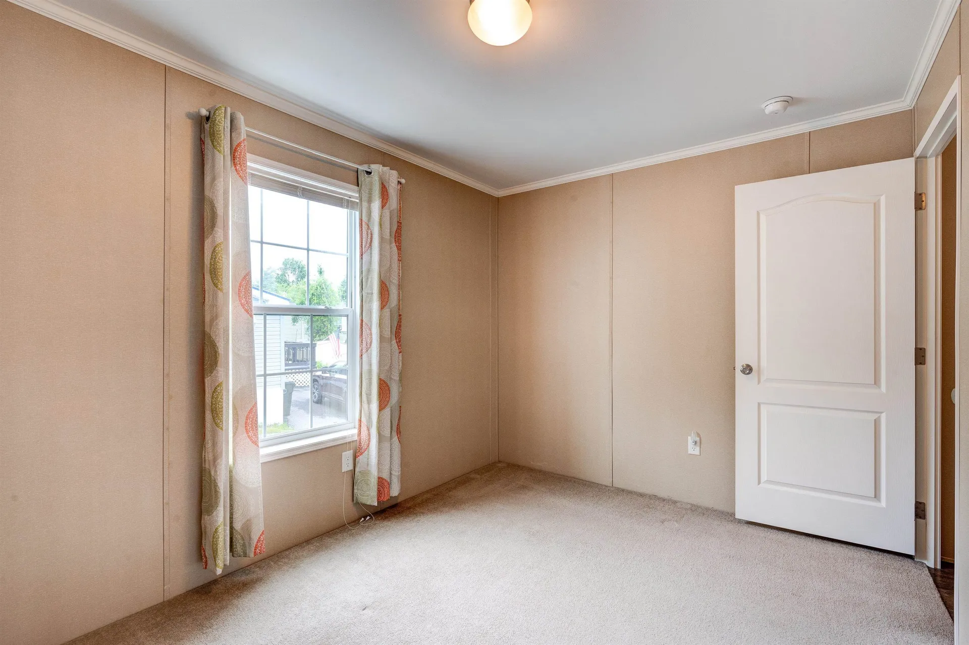 4 Pinto Lane Londonderry NH 03053