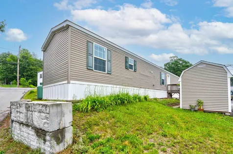 4 Pinto Lane Londonderry NH 03053