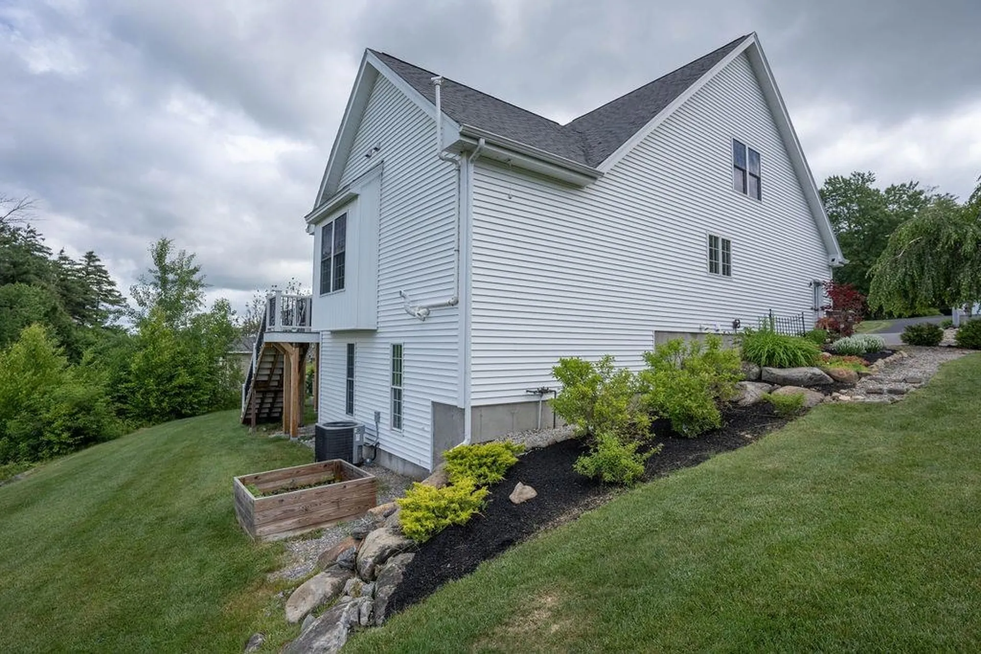32 Hutchinson Lane New Boston NH 03070