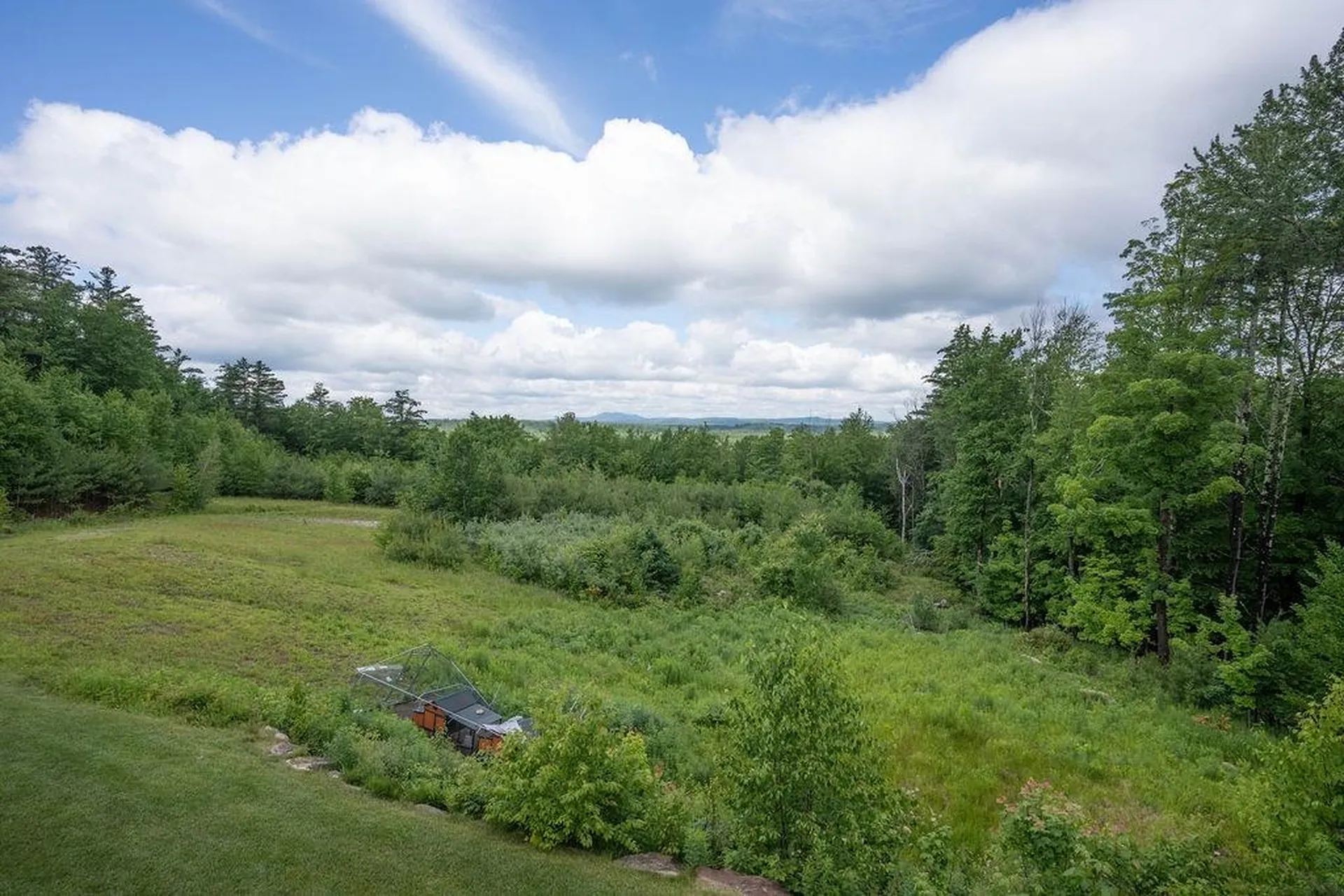 32 Hutchinson Lane New Boston NH 03070