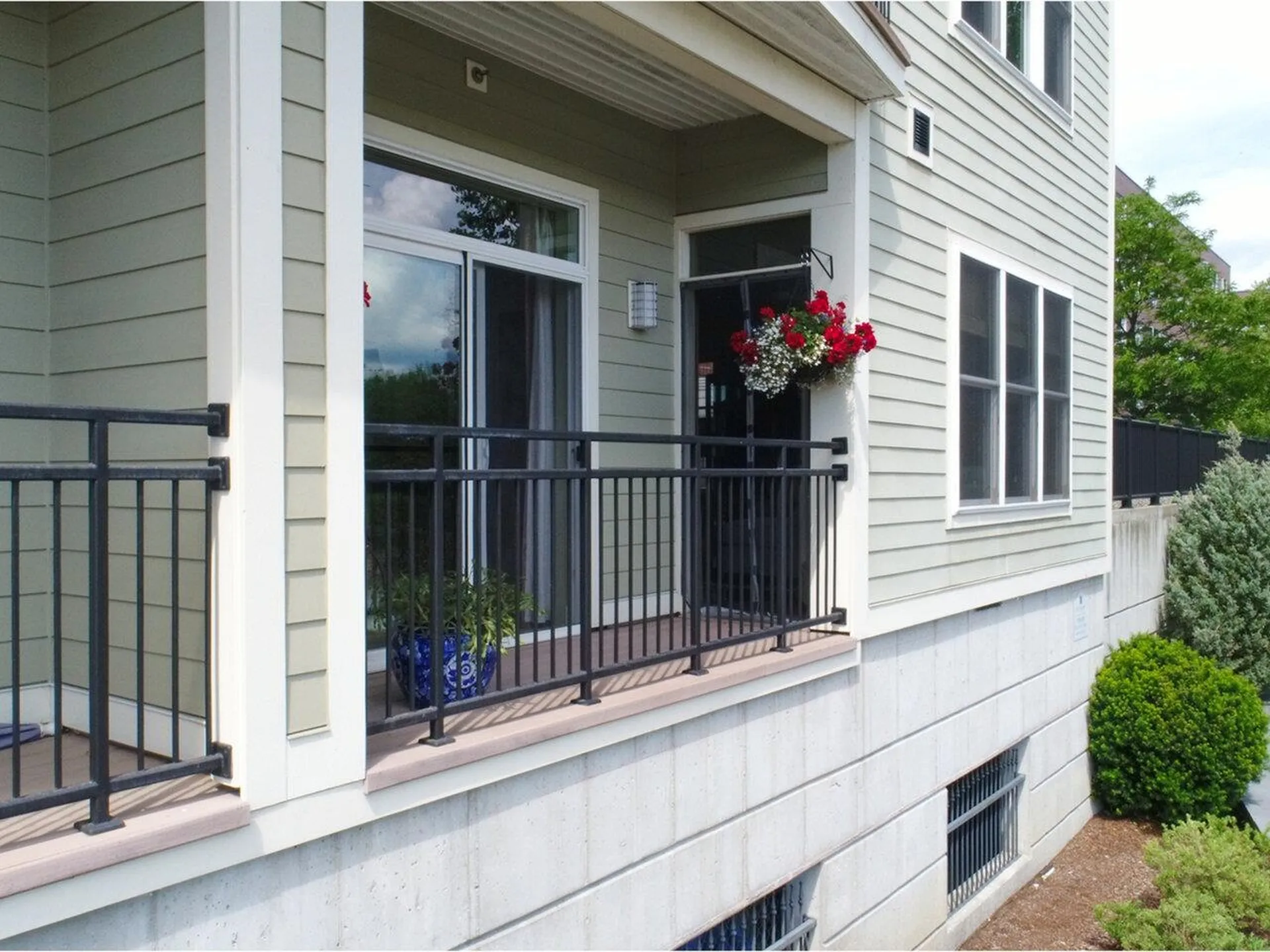 60 Winooski Falls Way Winooski VT 05404