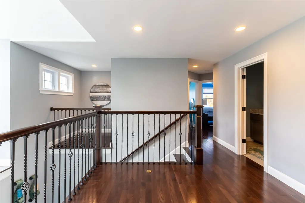 8 Van Etten Drive Greenland NH 03840