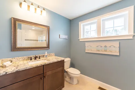 8 Van Etten Drive Greenland NH 03840
