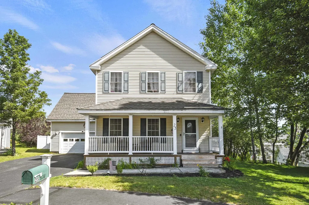 25 Crosswoods Path Boulevard Merrimack NH 03054