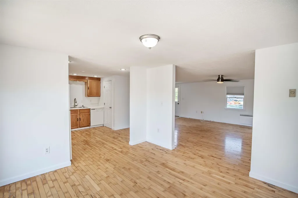 125 Main Street Pelham NH 03076