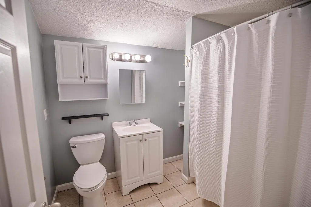 125 Main Street Pelham NH 03076