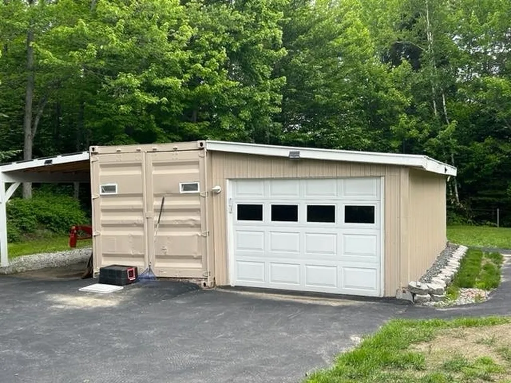 10 Candy Lane Gorham NH 03581