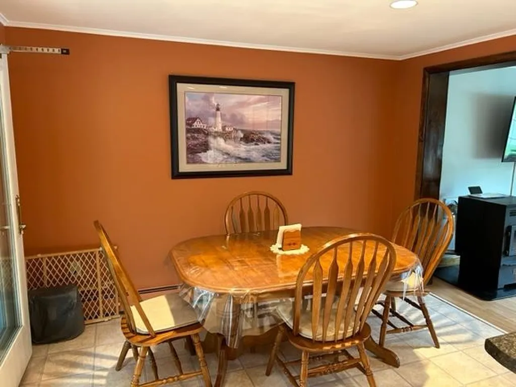 10 Candy Lane Gorham NH 03581