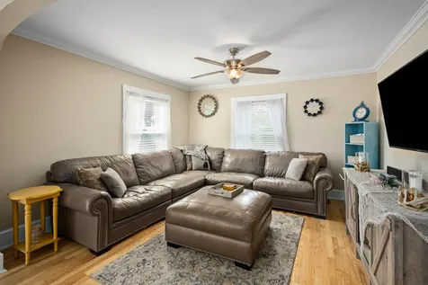 97 Sunnyside Street Manchester NH 03103
