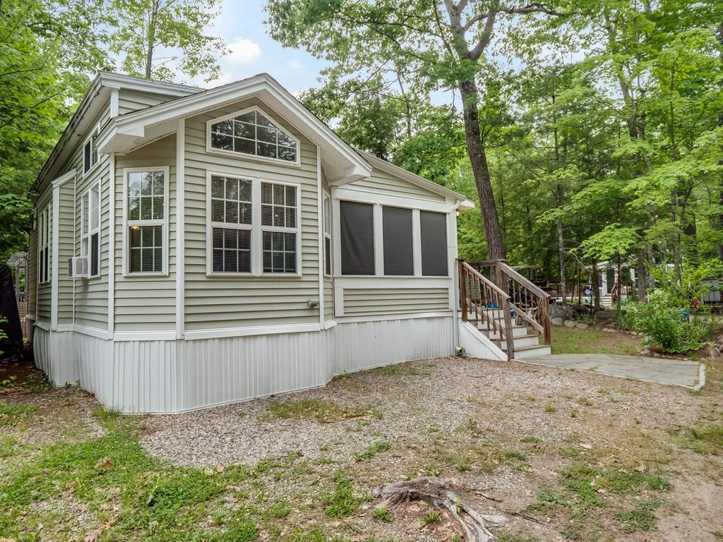 201 Hanson Mill Road Moultonborough NH 03254