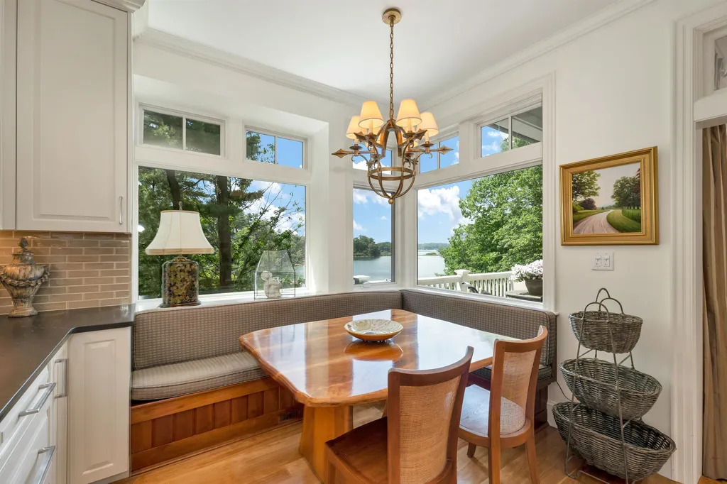 27 Locke Road New Castle NH 03854