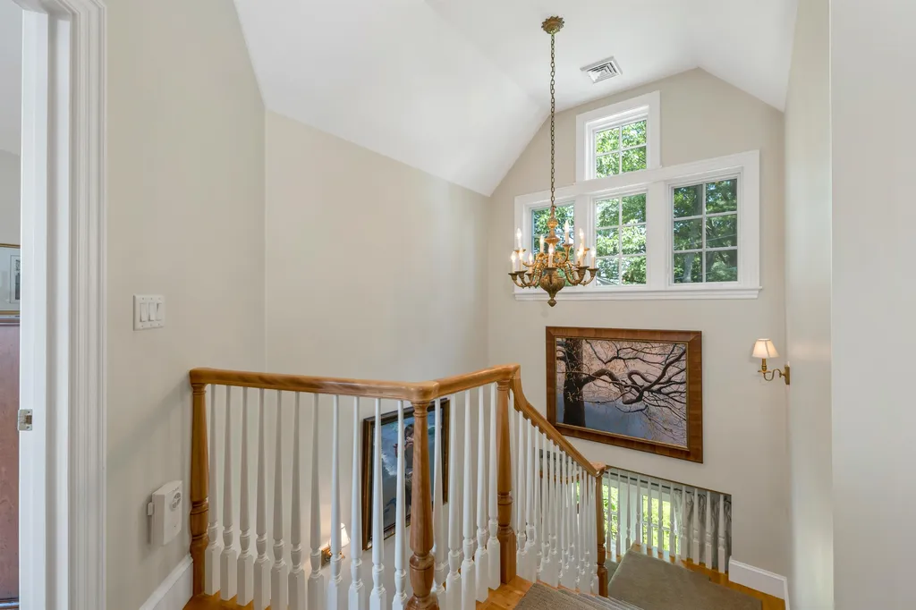 27 Locke Road New Castle NH 03854