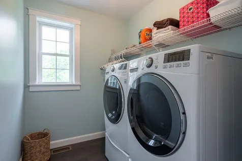 36 Calla Road Londonderry NH 03053