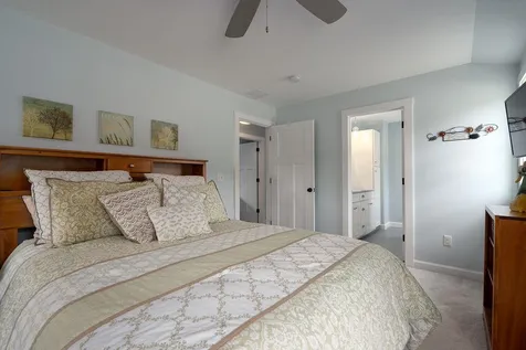 36 Calla Road Londonderry NH 03053