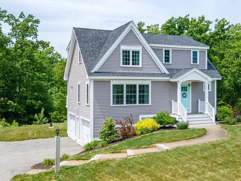 36 Calla Road Londonderry NH 03053