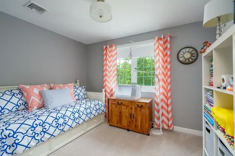 36 Calla Road Londonderry NH 03053