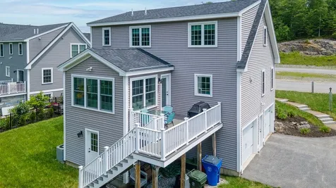 36 Calla Road Londonderry NH 03053