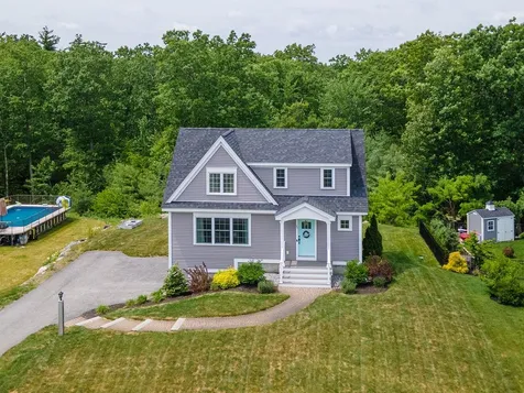 36 Calla Road Londonderry NH 03053
