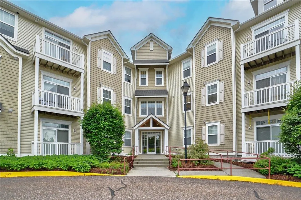 61 Pearl Street Essex VT 05452