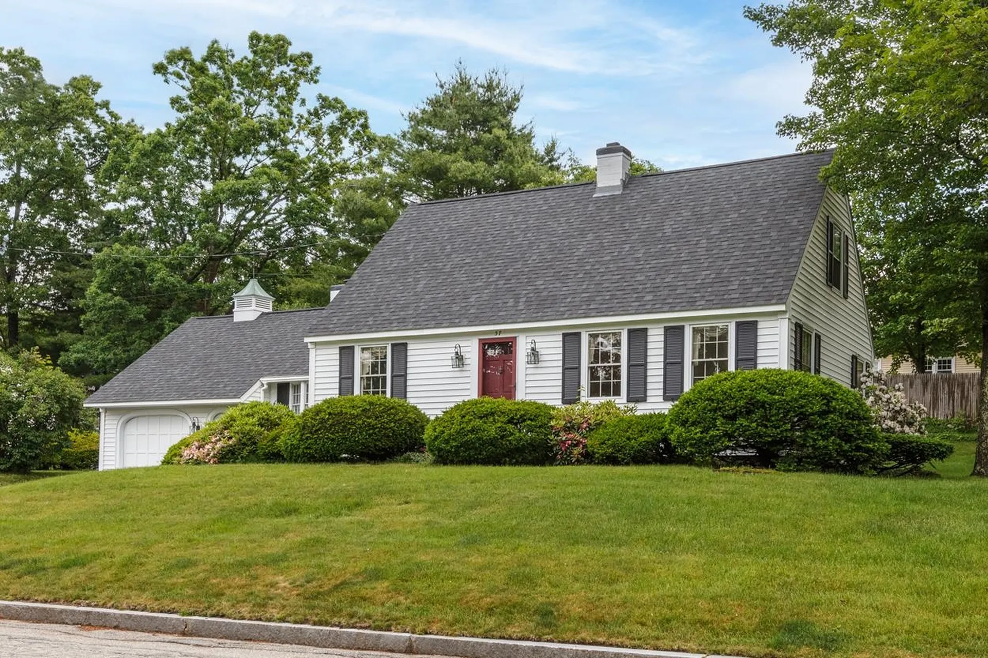37 Mayflower Drive Manchester NH 03104