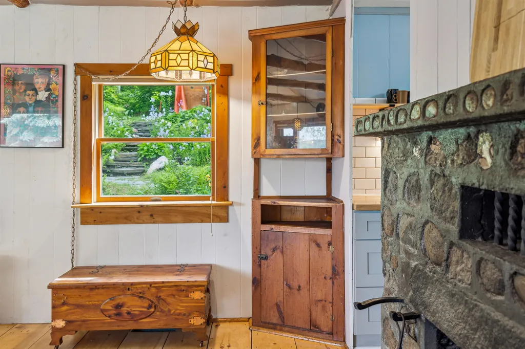 1167 Oxbow Road Royalton VT 05068