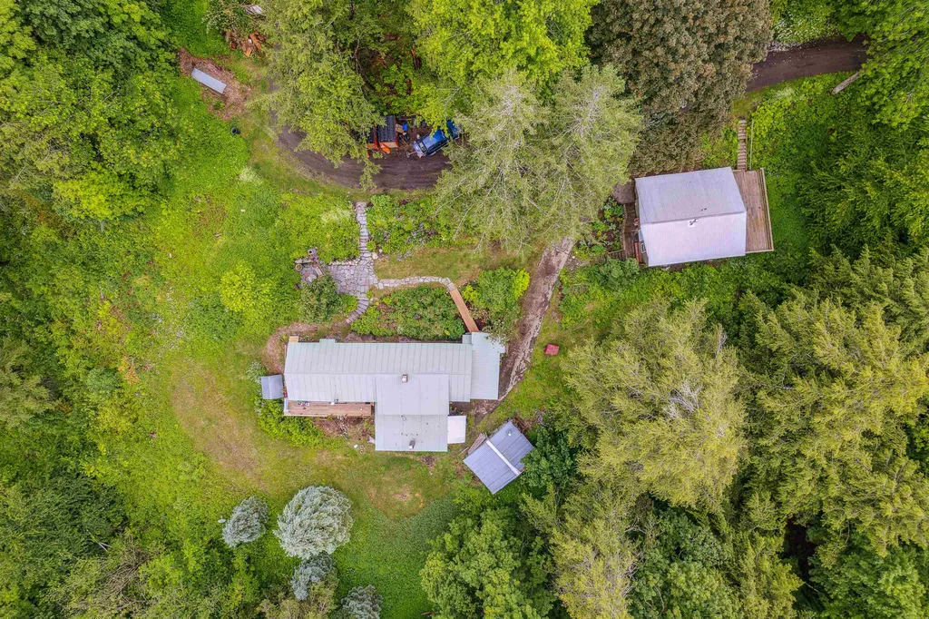 1167 Oxbow Road Royalton VT 05068