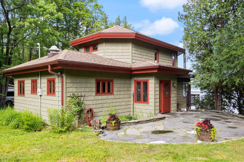 77-79 Cedarvale Estates Alburgh VT 05440