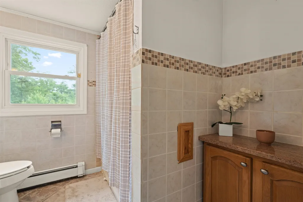 102 Sweet Hill Road Plaistow NH 03865