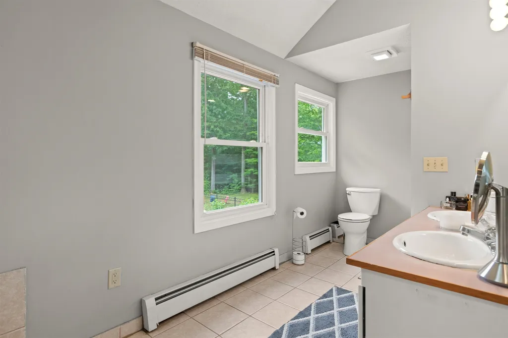 102 Sweet Hill Road Plaistow NH 03865