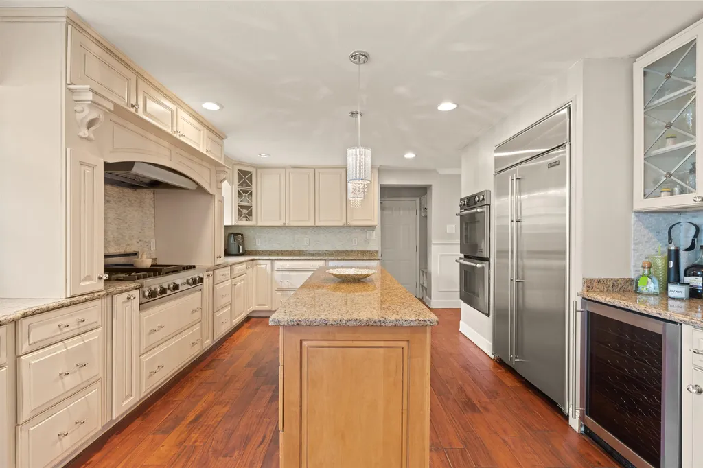 102 Sweet Hill Road Plaistow NH 03865