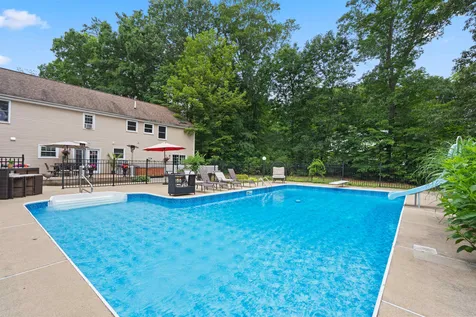 102 Sweet Hill Road Plaistow NH 03865