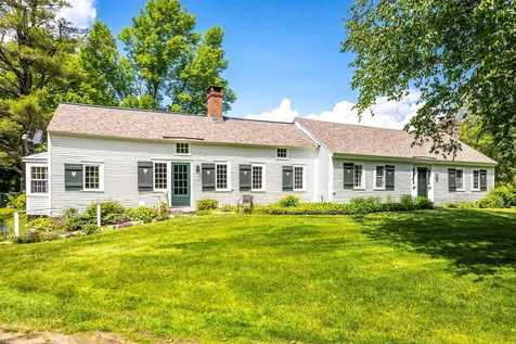 2347 Hapgood Pond Road Peru VT 05152